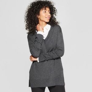 Long Sleeved Sweater VNeck Pullover